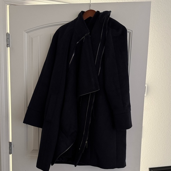 Love Artipoppe? You need this Seraphine Baby Wearing Navy Wool Peacoat - Picture 1 of 3